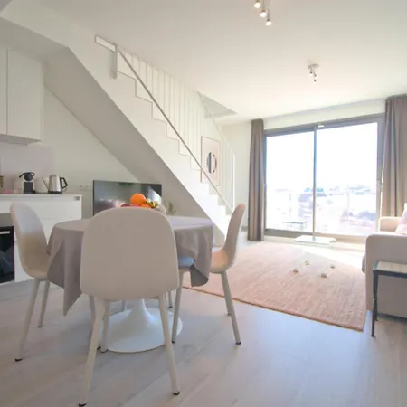 Coastal Chic By Edeal Homes Apartment *
