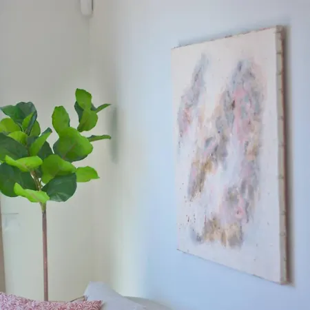 Apartment Coastal Chic By Edeal Homes *