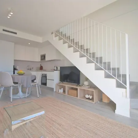 Apartment Coastal Chic By Edeal Homes
