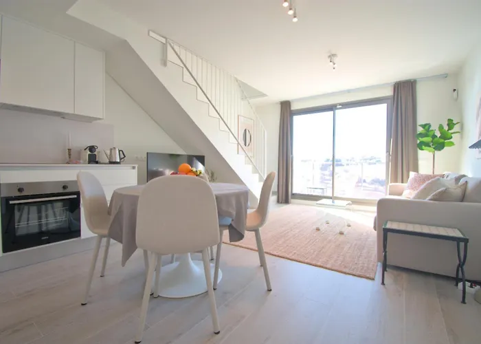 Coastal Chic By Edeal Homes Dénia